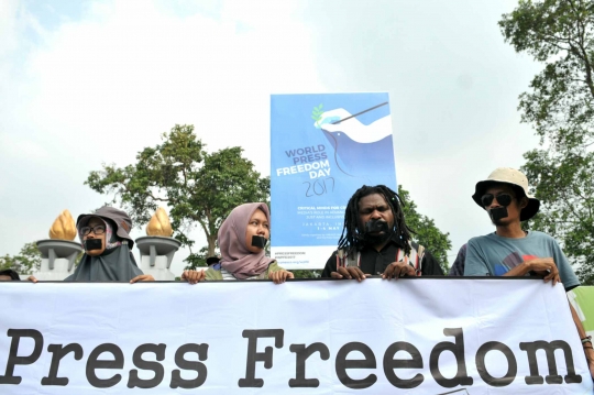 Aksi aktivis dan mahasiswa tuntut kebebasan pers di Papua