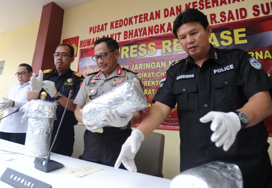 Polri dan Bea Cukai gagalkan penyelundupan sabu 84 kg asal China