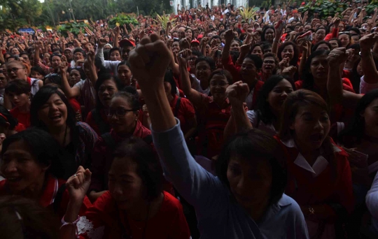 Aksi Addie MS pimpin orkestra untuk Ahok di Balai Kota