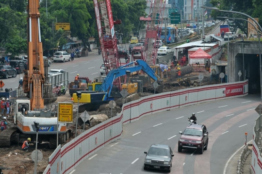 Proyek LRT Jabodebek sudah mencapai 15 persen