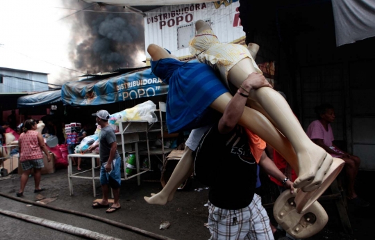 Kebakaran lahap pasar terbesar di Amerika Tengah