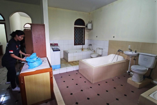 Seperti ini tempat penampungan TKI ilegal yang digeledah Bareskrim