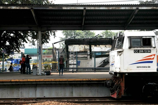 Pascakebakaran, Stasiun Klender sudah dapat dilintasi kereta