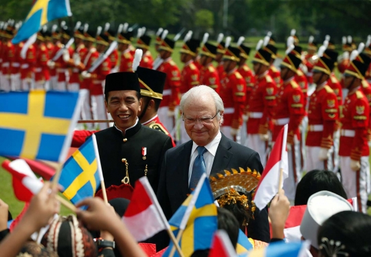 Jokowi sambut hangat Raja Swedia di Istana Bogor