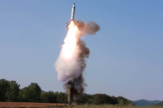 Bangganya Kim Jong-un kembali sukses luncurkan rudal balistik