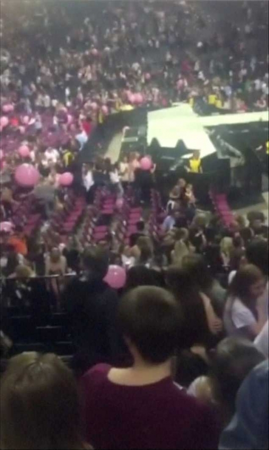 Ledakan di konser Ariana Grande, polisi jaga ketat Manchester Arena