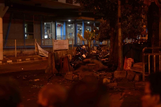 Suasana mencekam usai ledakan di Terminal Kampung Melayu