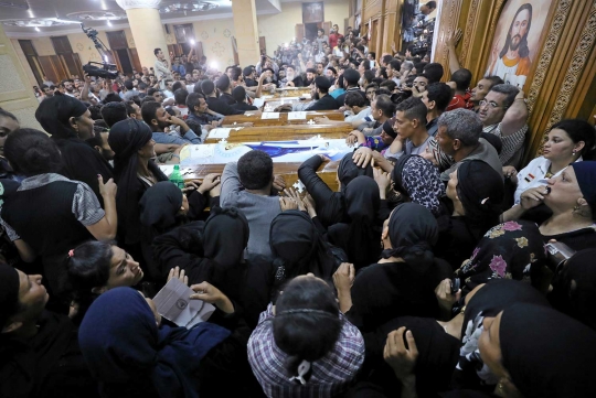Penembakan bus berpenumpang jemaah Kristen Koptik di Mesir, 26 tewas