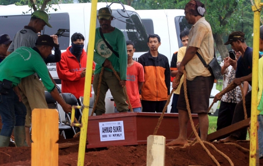 Jenazah teroris Kampung Melayu dikubur di TPU Pondok Rangon