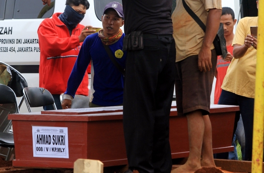 Jenazah teroris Kampung Melayu dikubur di TPU Pondok Rangon