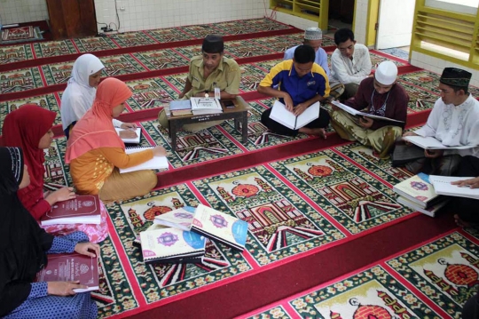 Semangat tunanetra mengisi Ramadan dengan tadarus Alquran