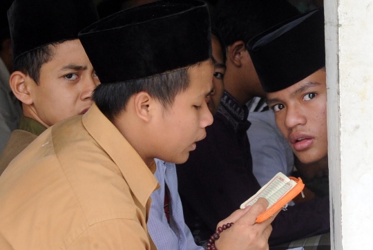 Memperbanyak pahala dengan tadarus Alquran selama Ramadan