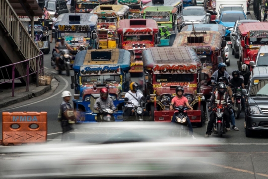 Keunikan Jeepney, angkot legendaris Filipina yang terancam punah