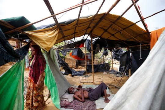 Duka muslim Rohingya kamp pengungsian dihantam Topan Mora