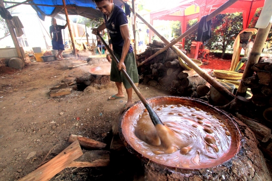 Permintaan dodol Betawi meningkat drastis selama Ramadan