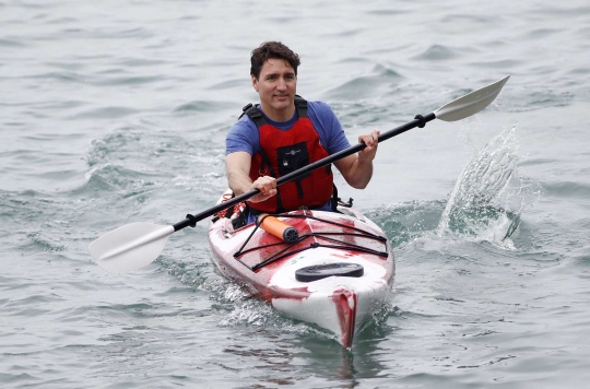 Hari Lingkungan Hidup Sedunia, PM Kanada mengarungi Sungai Niagara