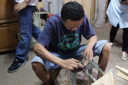 Intip produksi Sahawood, frame kacamata kayu yang mendunia di Malang