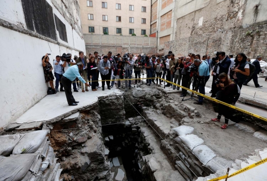 Penemuan kuil Dewa Angin Suku Aztec di tengah kota Meksiko