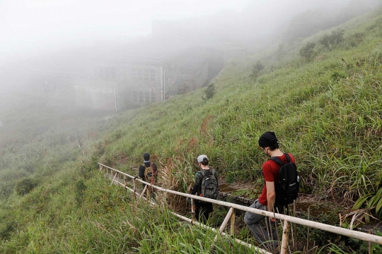 Menjelajahi barak bekas tentara kolonial Inggris di Hong Kong