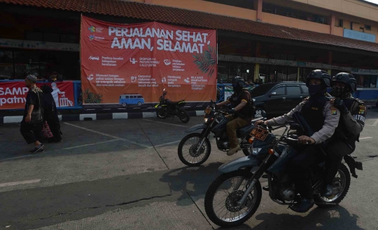 Polres Jakarta Timur razia preman di Terminal Kampung Rambutan