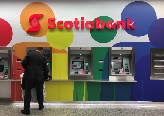 Warna-warni bank LGBT di Kanada