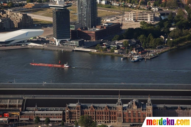 Foto : Pesona Kota Amsterdam dari udara merdeka.com