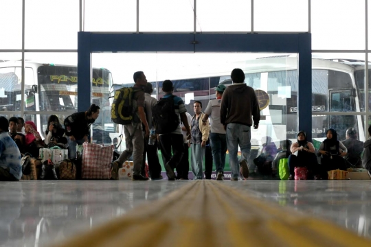 Memantau arus mudik H-5 Lebaran di Terminal Pulo Gebang