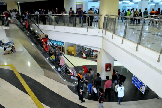 Memantau arus mudik H-5 Lebaran di Terminal Pulo Gebang