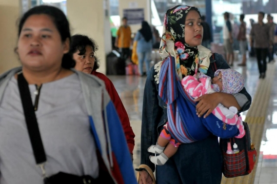 Memantau arus mudik H-5 Lebaran di Terminal Pulo Gebang