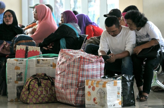 Memantau arus mudik H-5 Lebaran di Terminal Pulo Gebang