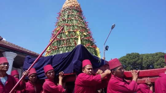 Kemeriahan Grebeg Syawal di Keraton Yogyakarta