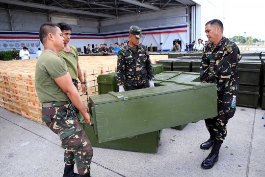 China pasok persenjataan ke Duterte untuk habisi militan Maute