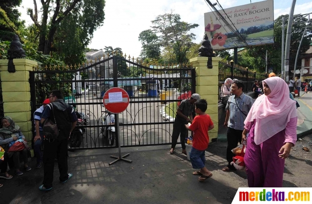 Foto Warga kecewa Kebun  Raya  Bogor  ditutup gara gara 