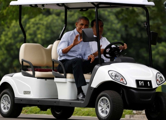 Akrabnya Jokowi sopiri Obama keliling Istana dan Kebun Raya Bogor