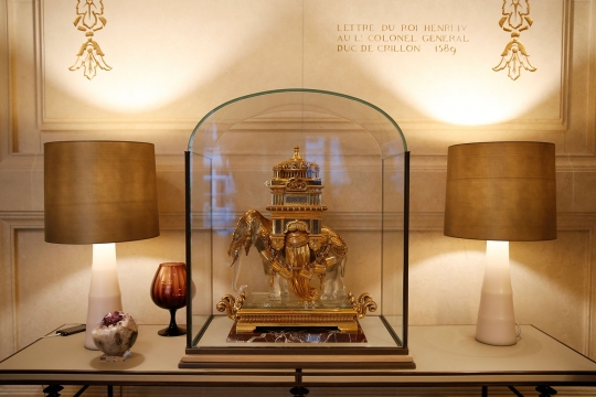 Mengintip mewah dan megahnya Hotel de Crillon di Paris