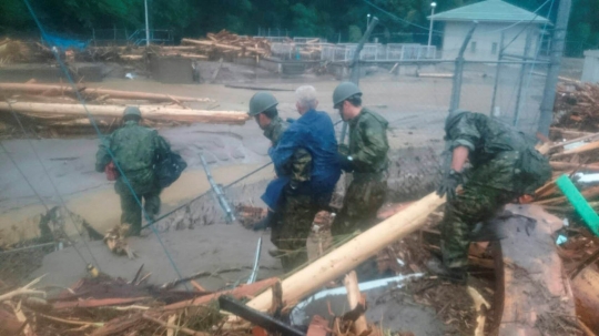 Luluh lantak Jepang diterpa banjir bandang