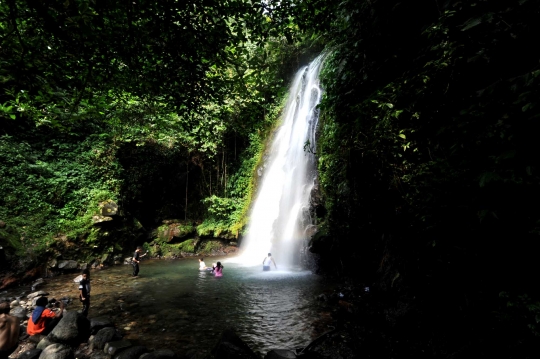 Menikmati akhir pekan di Curug Ciampea