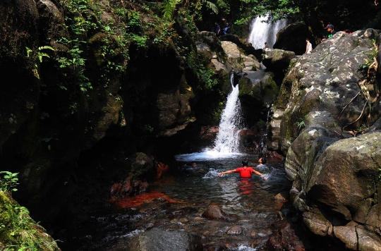 Menikmati akhir pekan di Curug Ciampea