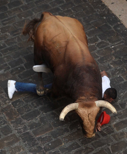 Mereka yang nyaris tertusuk tandukan banteng San Fermin