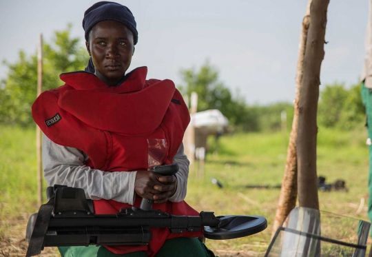 Aksi wanita-wanita penjinak ranjau darat di Sudan