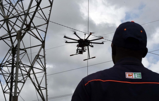 Pantai Gading pantau jaringan listrik tegangan tinggi pakai drone
