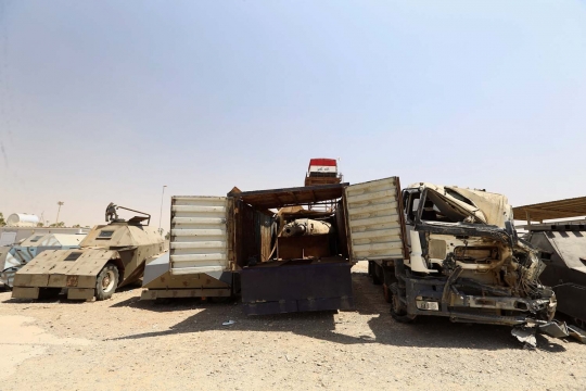 Penampakan mobil baja ISIS untuk serangan bom bunuh diri di Mosul