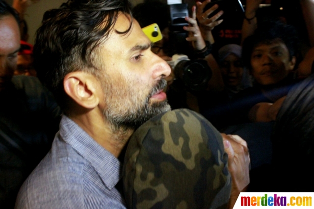 Foto : Begini reaksi Jeremy Thomas 'lindungi' Axel saat 