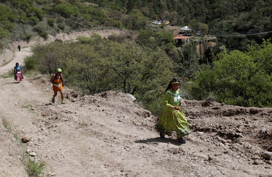 Ekstrem, ultramaraton 100 km di pegunungan Sierra Madre Occidental