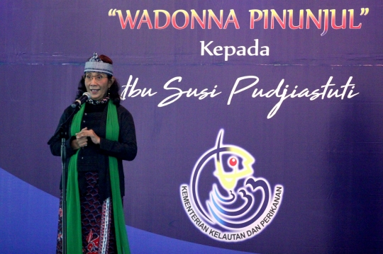 Menteri Susi terima gelar Wadonna Pinunjul dari warga adat Sunda