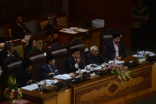 Kegaduhan warnai sidang paripurna RUU Pemilu