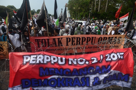 Aksi massa 287 tuntut pembatalan Perppu Ormas