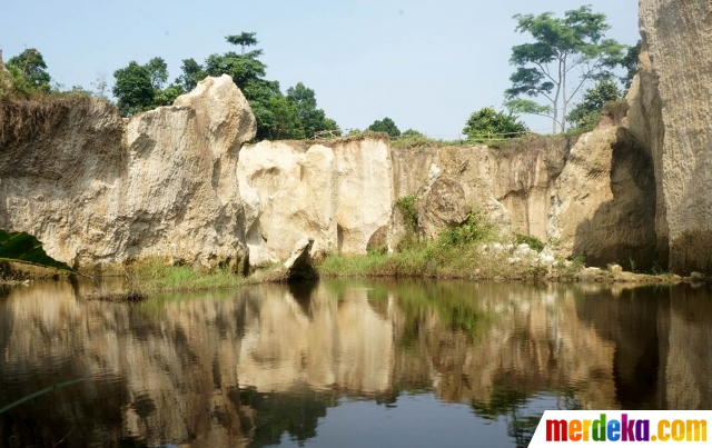 Foto Menjelajahi keindahan  alam  Tebing Koja di Tangerang 