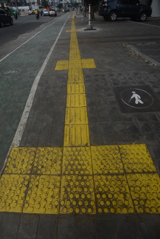 Wajah baru jalur pedestrian di Jatinegara