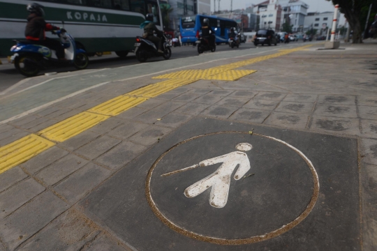 Wajah baru jalur pedestrian di Jatinegara